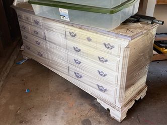 Bedroom set - all wood - $400