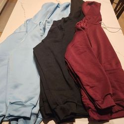 4 New Hoodie Size XL pullovers