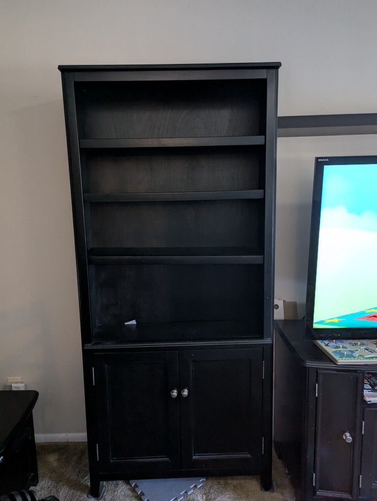 Pair of Bookcases -2