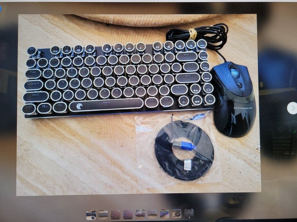 E-YOOSO Super Scholar Z-88 Mechanical Keyboard + Corsair Raptor Mouse