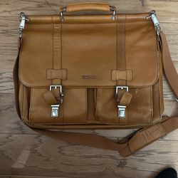 KENNETH COLE “MIND YOUR OWN BUSINESS” COLUMBIAN LEATHER MESSENGER LAPTOP BAG