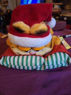 Vintage1981 GARFIELD Christmas Plush Toy W/ Tags