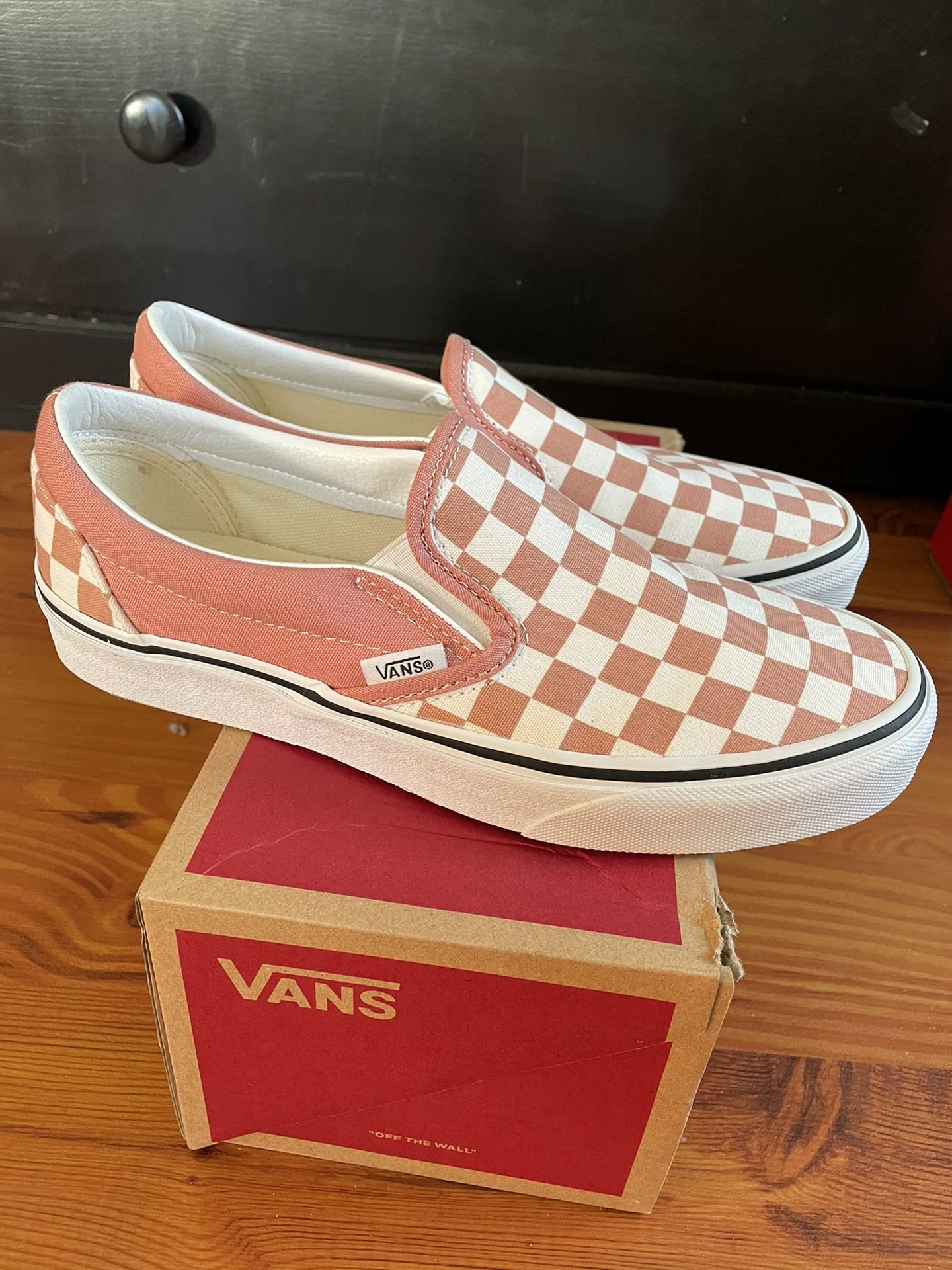 Vans Checkerboard Classic Slip-On Women’s Size 8