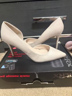 Cream Snakeskin Pointed-Toe Stiletto Heels