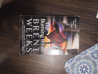 The Burning White - Brent Weeks