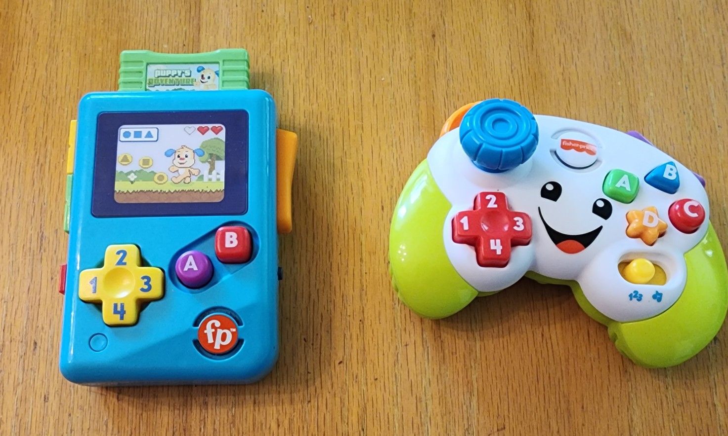 Set of 2 fisherprice / Fisher-Price Video Game Toys - Handheld and Controller for Baby