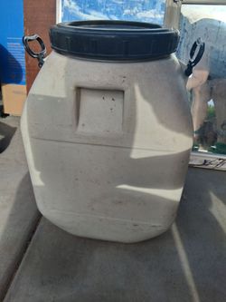 44LB. Heavy Duty Container