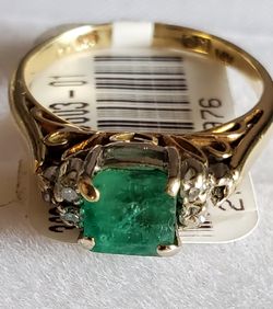 14k Kgold birthstone ring size 7