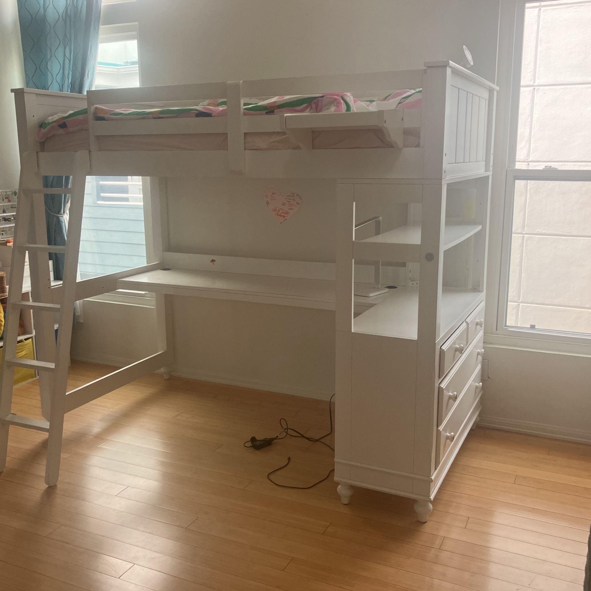 Twin loft bed