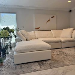 BRAND NEW BEIGE SECTIONAL CLOUD SAME DAY DELIVERY