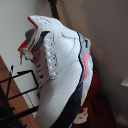 Jordan 5 Retro White Fire Red Size 11.5