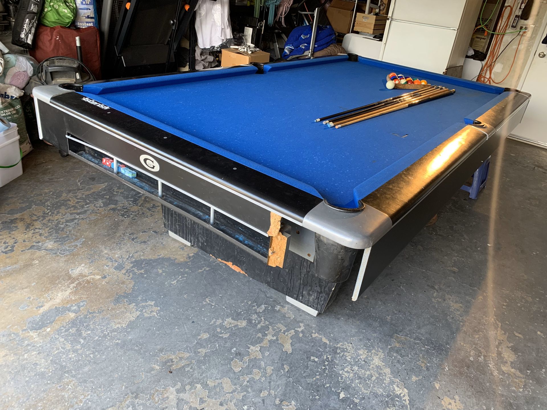 Gandy Pool table for Sale in Los Angeles, CA OfferUp