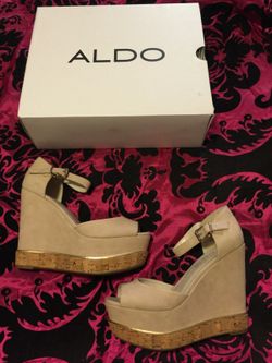 Aldo wedges