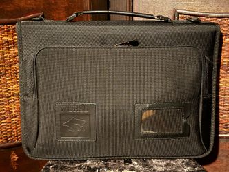 Laptop Carrying Case / Computer Bag – Black Padded Travel Bag