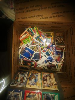Baseball cards lot