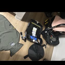 Doona Car seat/ Stroller With Storage Bag 