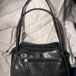 Black Shoulder Bag | Everyday Handbag | Classic Purse