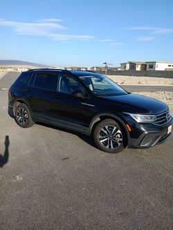 Volkswagen Tiguan SUV – Black