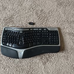 Microsoft Ergonomic Keyboard 7000