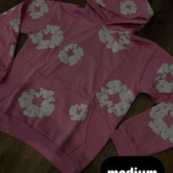 pink denim Tear Size M Lmk will work on price so hmuu!