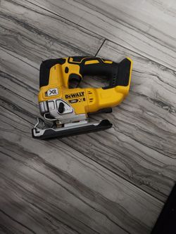 Jigsaw Dewalt