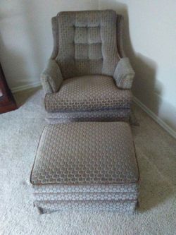 SWIVEL ROCKER AND OTTOMAN