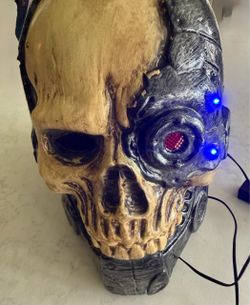 Light-Up Cyborg Skull Halloween Mask