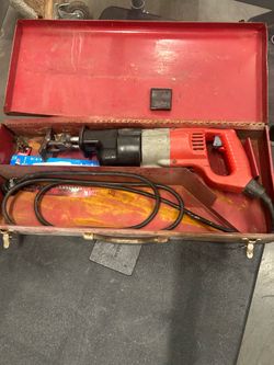 Electric Milwaukee saw