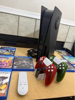 PlayStation 5 Disc Edition Bundle – 2 Controllers + Games