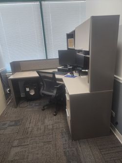 Office desk (corner)