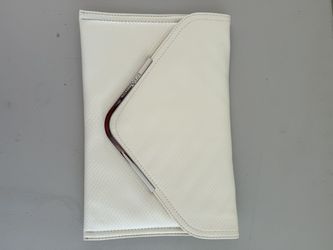 BCBGeneration clutch