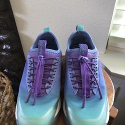 Clove Women’s Nursing Shoes 