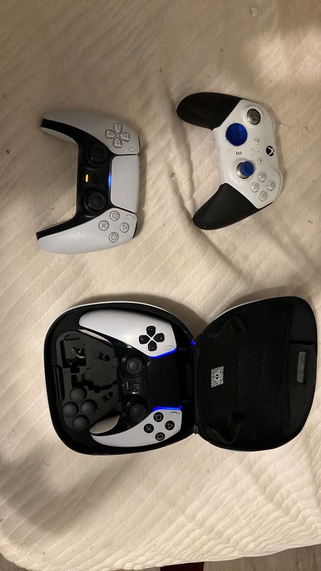 Ps5 Controller And Xbox Controller