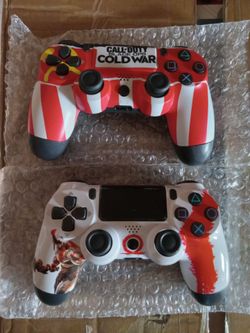 PS4 Controllers
