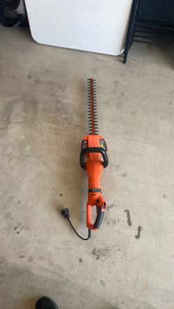 Black+decker hedge trimmer