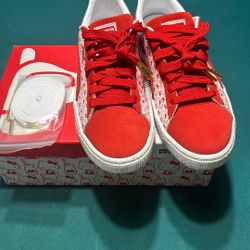 Puma Suede Hello Kitty Lady’s 6.5 