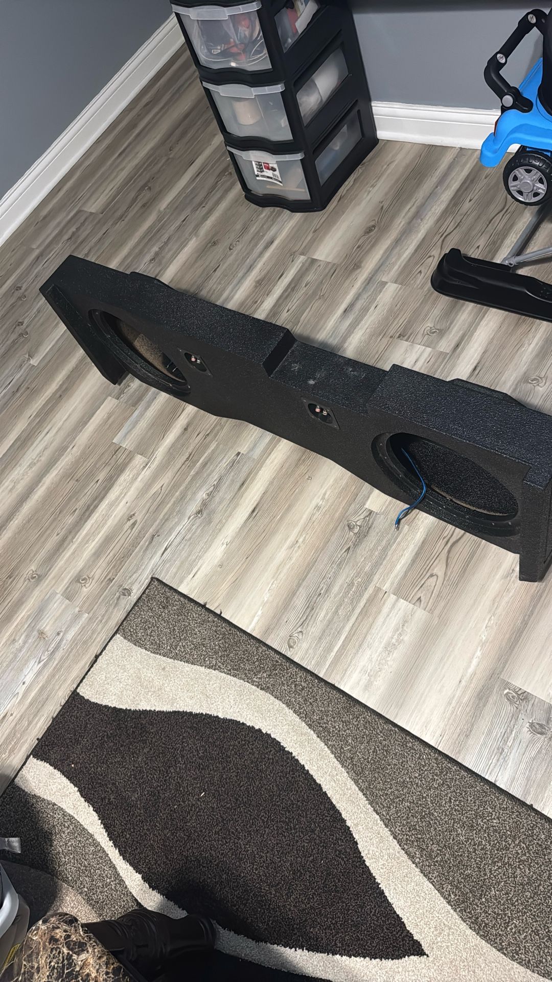 12 “ subwoofer box downfire