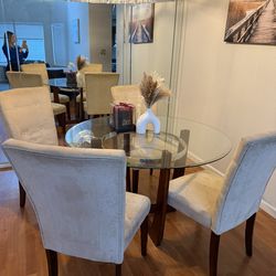 Dinning Table And Chairs For Sale