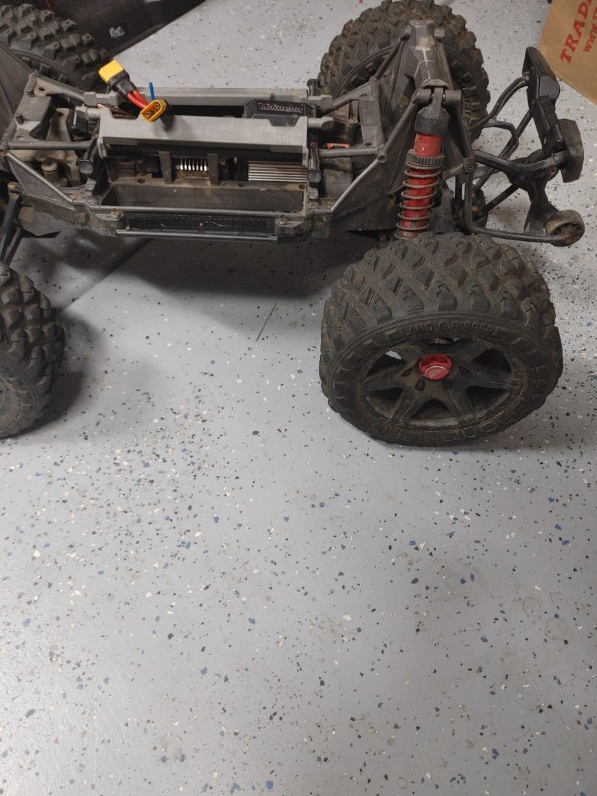 Traxxas X-MAXX. 8S.