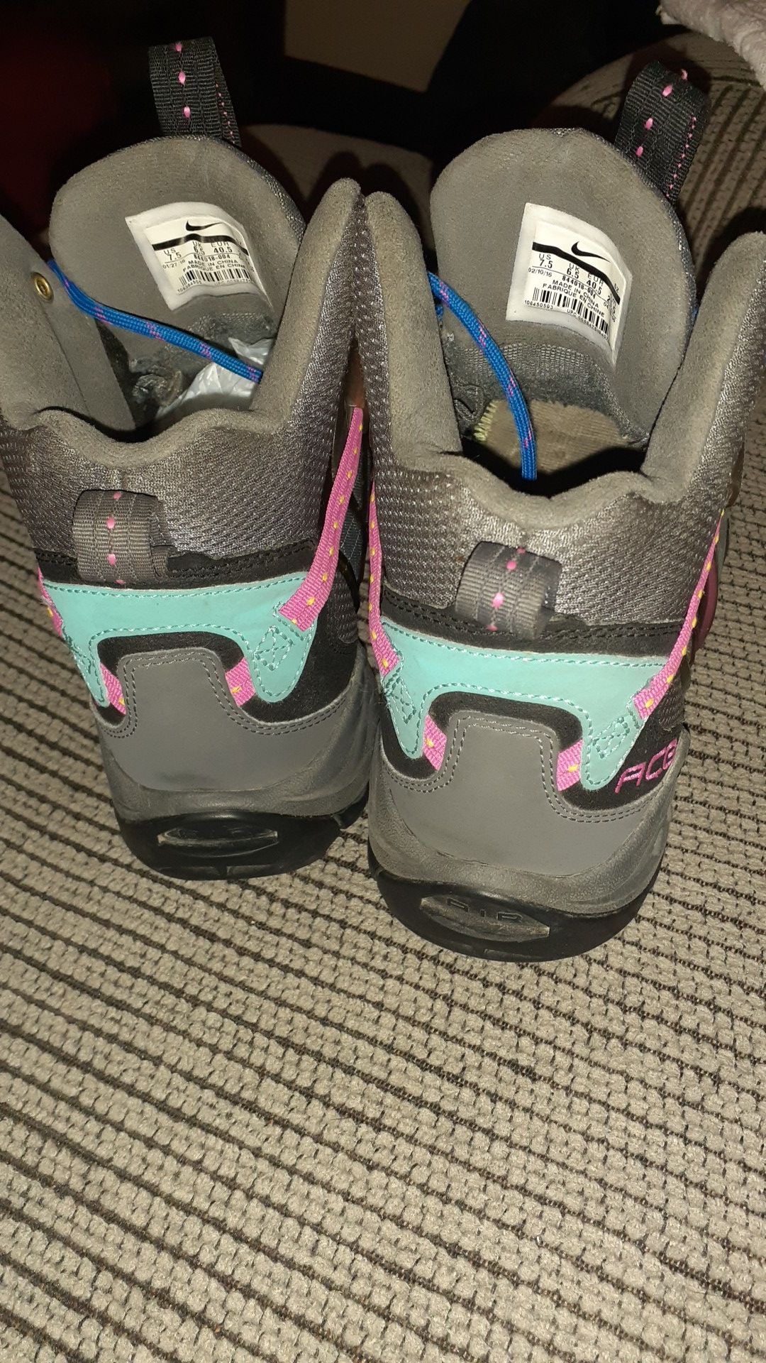 Nike ACG tallac lite sneaker boot