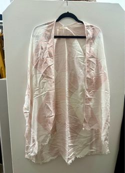 Neutral kimono