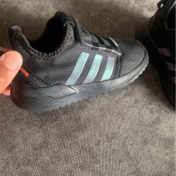 Adidas 7c $20