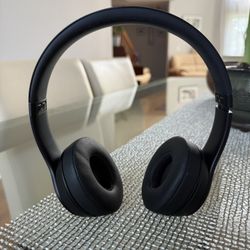 Beats Solo 3 Bluetooth Wireless Headphones 