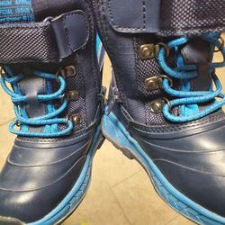 Snow Boots Size 9 Toddler