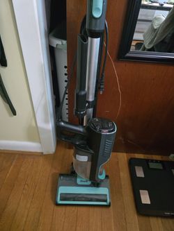 Shark vacuum