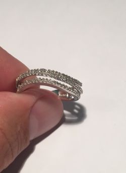 BEAUTIFUL Silver Ring Band with CZ stones size 7.5