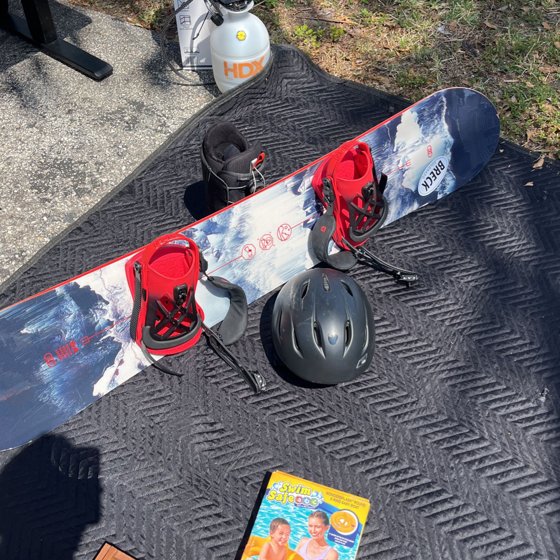 Snowboard And Gear 