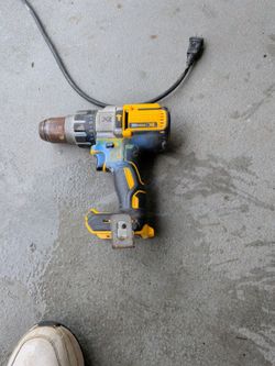 DeWalt 1/2" Hammer Drill/ Driver