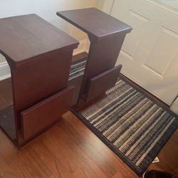 Side Tables 