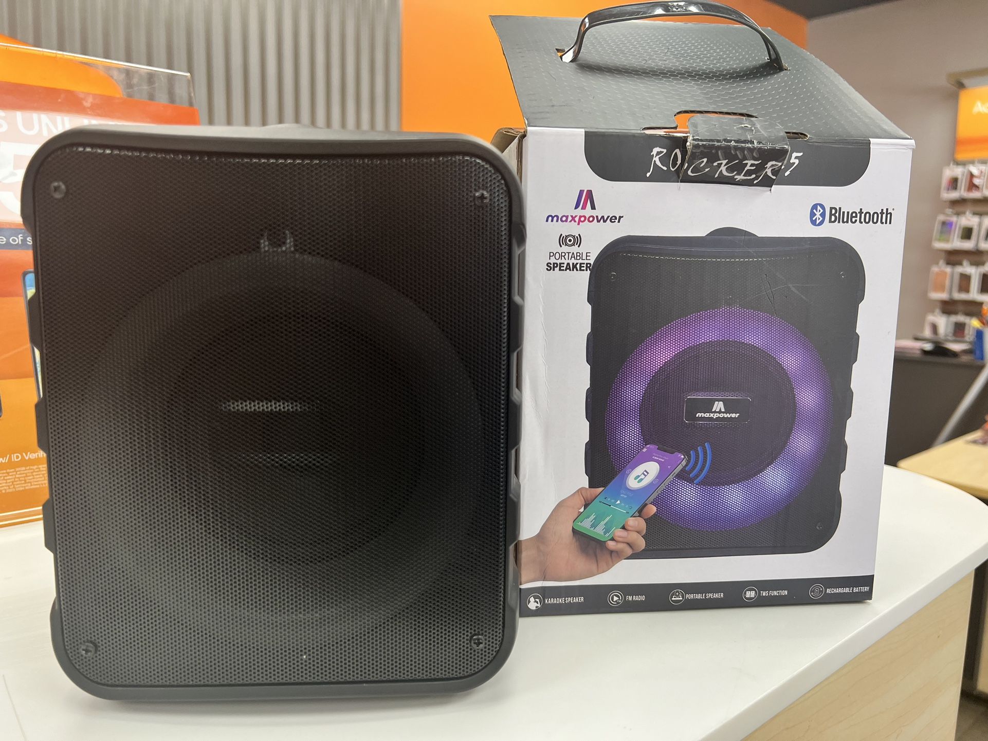 Max power Speaker